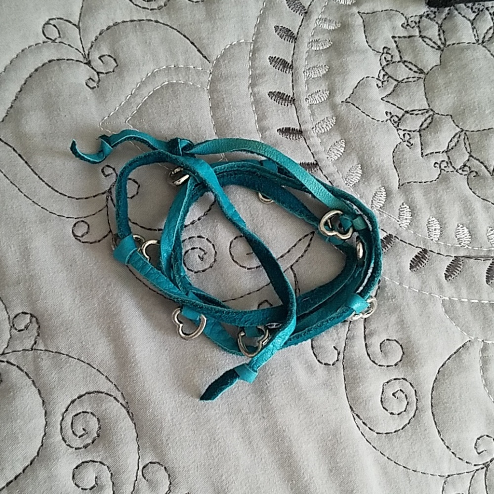 Handmade leather hair tie